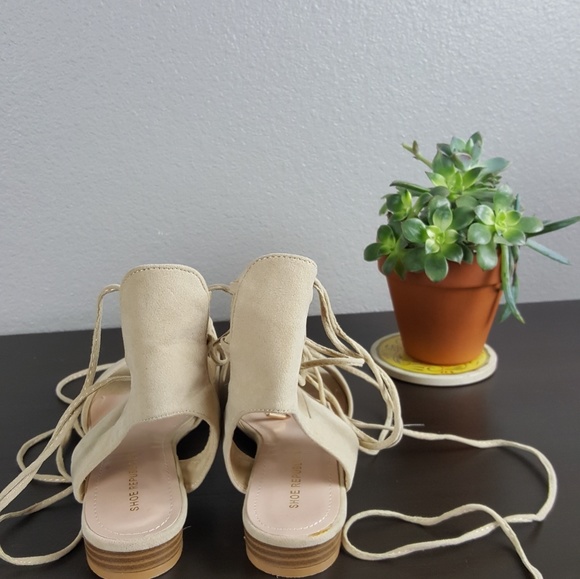 Shoe Republic LA suede lace up sandals - Picture 2 of 6